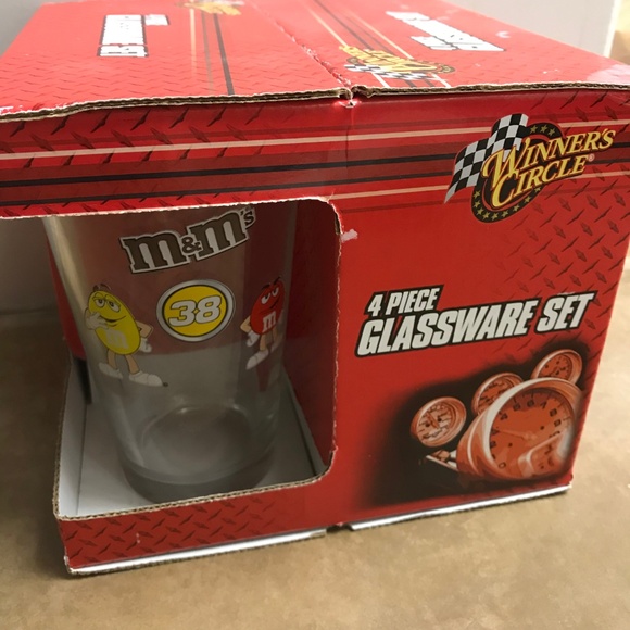 M&M’s M&M NASCAR 4-pc Glasswear Set NWT - Picture 2 of 3